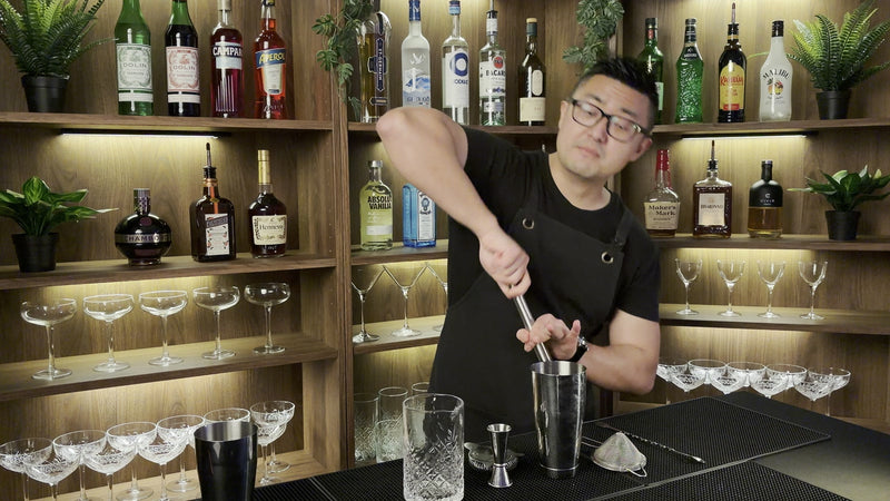 How to Stir a Cocktail Properly